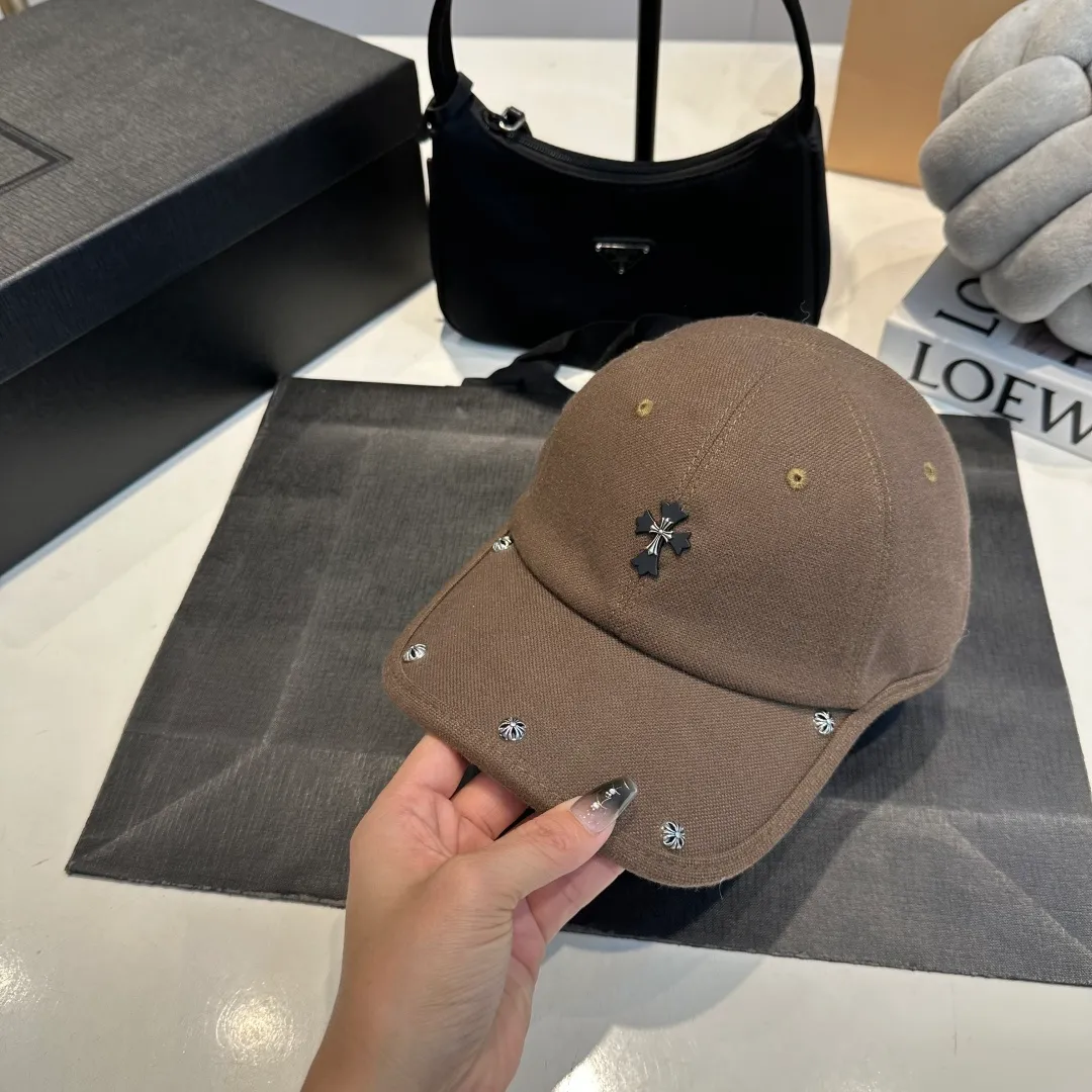 P70 Croxin's new brushed autumn baseball cap, the shape of the hat is super correct, the same style for men and women